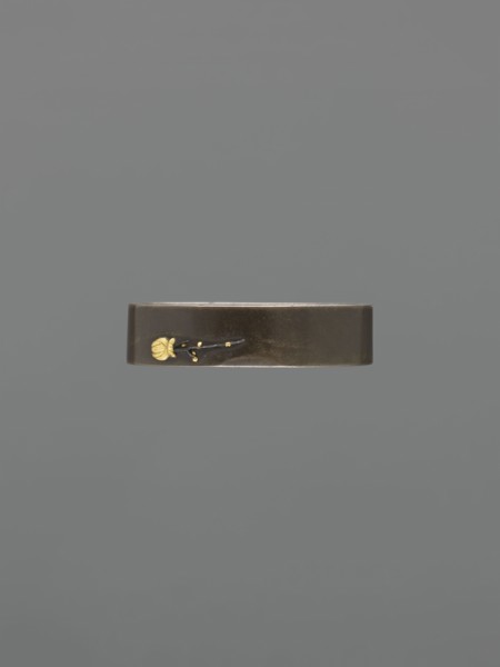 Sword hilt cap kashira, Melee weapon hilt cap decorated with two flowerpots: one with a dwarf pine