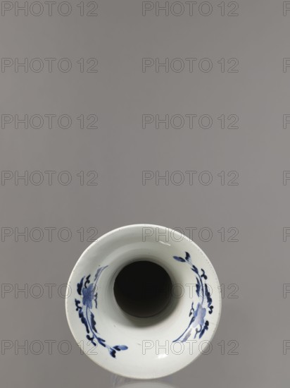 Vase, ca. 1690–1730 Genroku–Kyoho periods, Japan, Arita; blue-and-white porcelain vessel, height 39