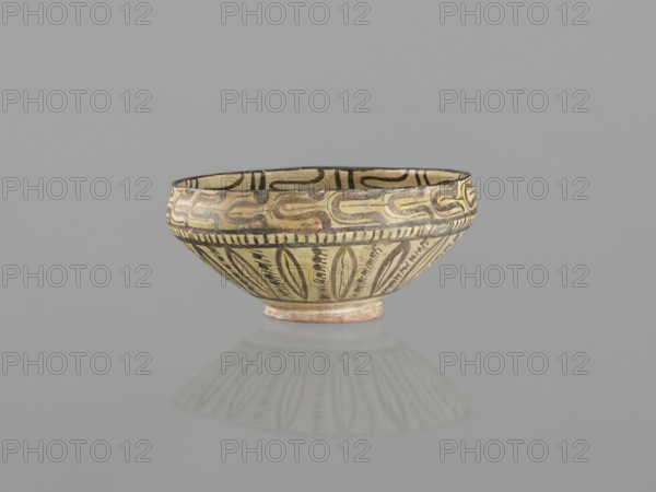 Bowl, 10th century, Nishapur, Iran; Persian Islamic ceramic vessel decorated with images of birds