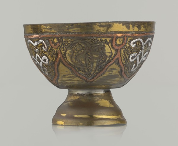 Bowl, 20th century, Palestine, Middle East; Islamic art, Arabic; vessel with arabesque and