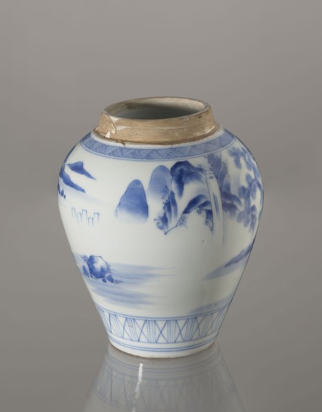 Storage vessel with lid by Zôshuntei Sanpo signed Zoshuntei Sampo zo, c. 1842–1878, Arita, Japan.