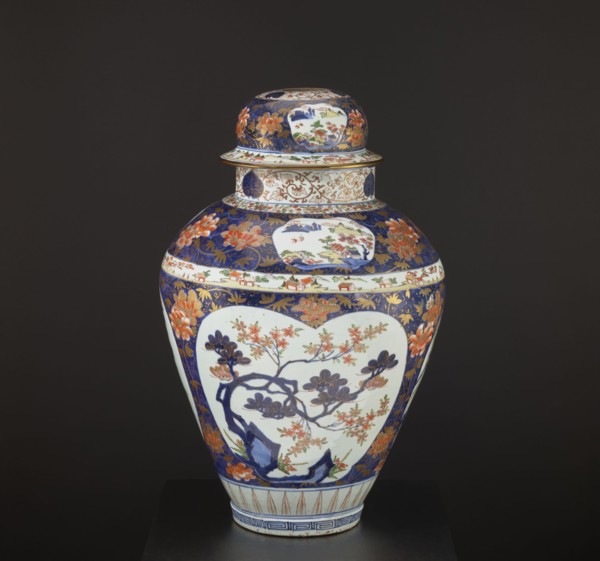 Vase tsubo with cover, Japanese, Imari style, Edo period 1603–1868, decorated with plum trees,