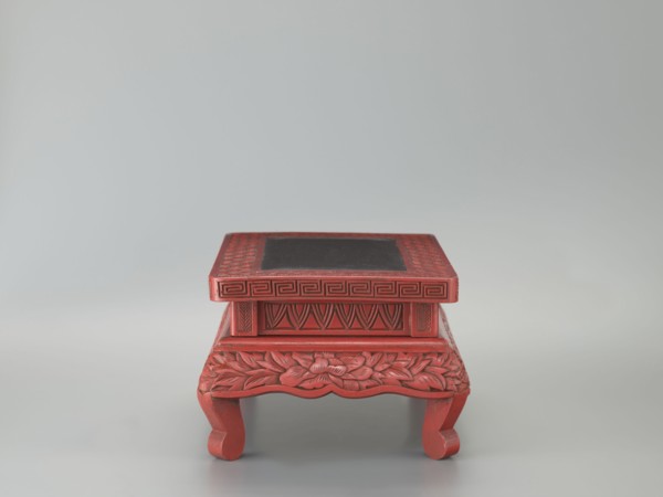 Table-shaped stand, meander and geometric ornaments, plant motifs including peonies; Chinese, Ming