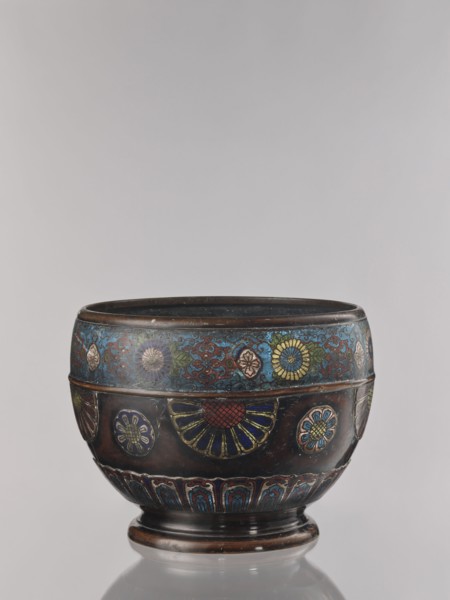 Flowerpot, Shimasa role/classification of creator, workshop author, Japanese, Meiji period