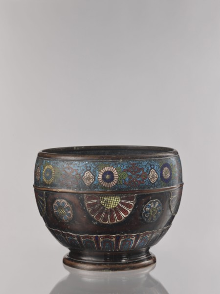 Flowerpot, champlevé enamel on bronze, floral ornament, jardinière, late 19th century Meiji period,