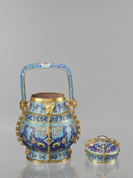 You-type vessel with a lid on a stand, Chinese, Qing dynasty, Qianlong period 1736–1795. Cloisonné