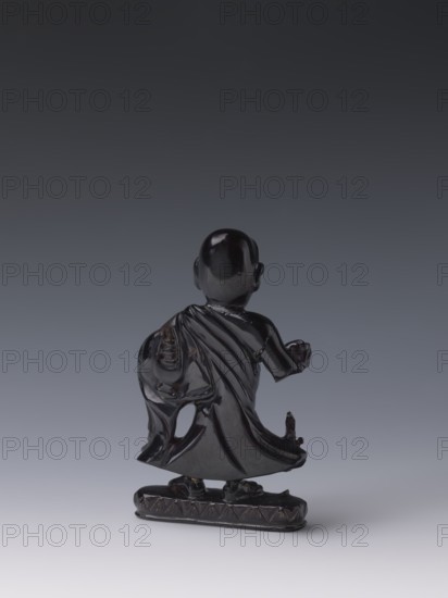 Buddhist monk, Chinese, Qing 1644–1911, 19th century, Luohan iconography, sculpture figurine,