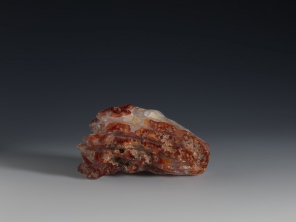 Lemon-shaped paperweight, Chinese, Qing dynasty 1644–1911, 18th–19th century. Sculpture depicting a