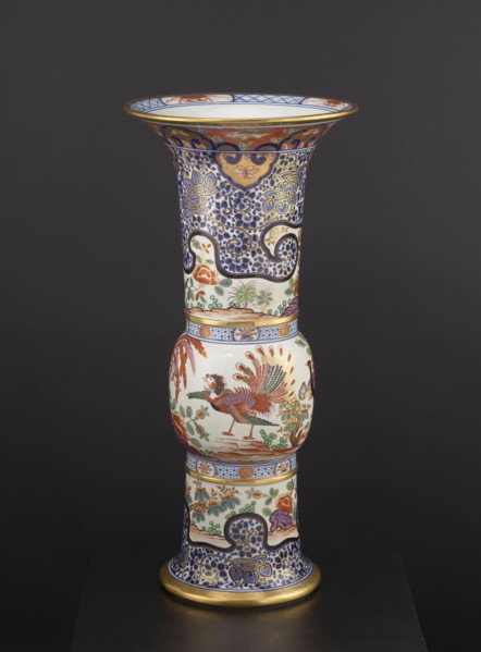 Vase, Japanese, 19th century, colored porcelain Imari, ceramics; floral decorations, phoenixes