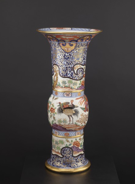 Vase, Japanese, ceramics, colored porcelain Imari, 19th century; floral decorations, phoenixes