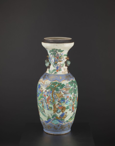 Vase, creator unknown, figurative scenes, Chinese art, colored porcelain, warriors, plant