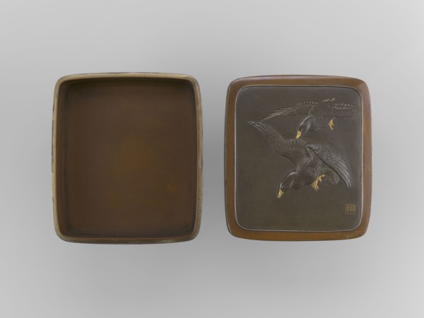 Box with a lid, Jômi, Eisuke I 1839–1899 artist; . Rectangular box with rounded corners, decorated