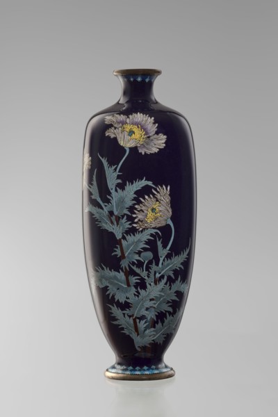Vase, flowers motif, poppies; Meiji period, ca. 1900; Japan, Nagoya; cloisonné enamel vessel;