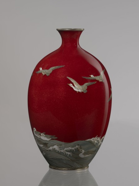 Vase by Hayakawa Komejirô fl. ca. 1880–1912. Small ovoid, bulging bottle on a very low round foot