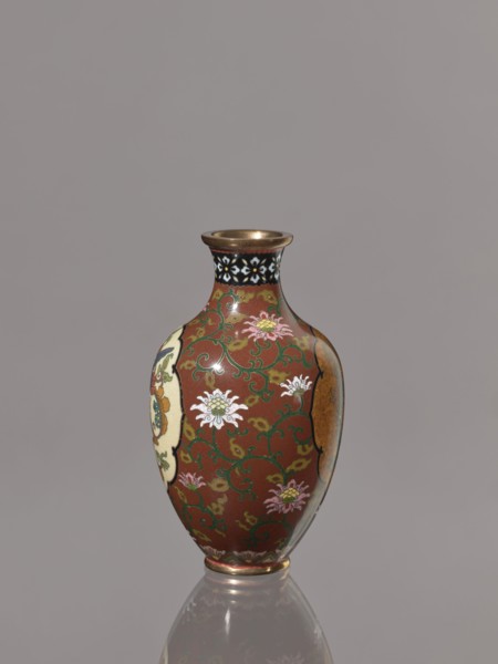 Vase, phoenixes iconography, Japanese art, lotuses, dragons iconography, Japanese culture, Meiji