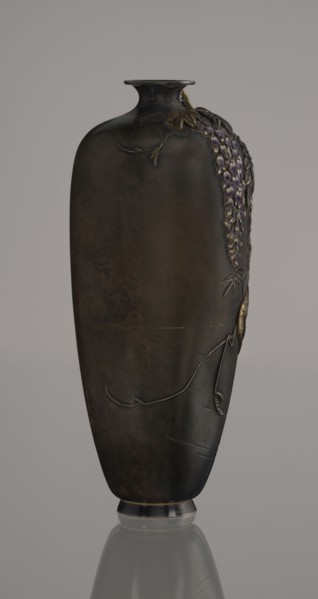 Vase, Toshitsugu maker; Meiji period 19th/20th century, Japan. Ovoid vase on a low ring foot with a