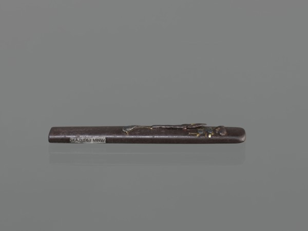 Knife handle kozuka, kozuka decorated with herons; Japanese, Edo period 18th century, 1603–1868;