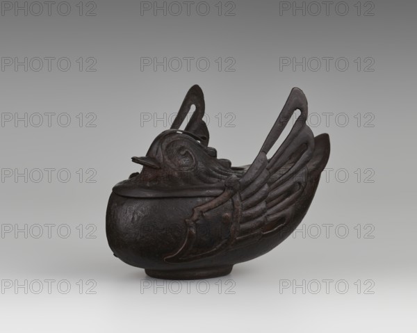 Duck incense burner, Chinese, Qing 1644–1911, 19th century, China; subject: ducks/birds with wings;