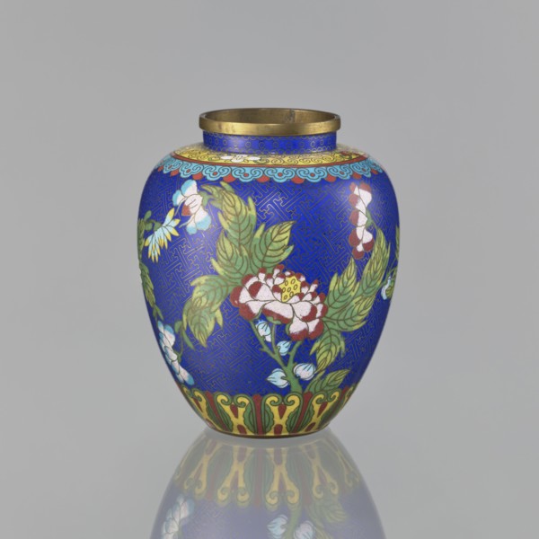 Vase, cloisonné enamel, Chinese, oval-shaped with a short neck and ring-shaped spout, without a