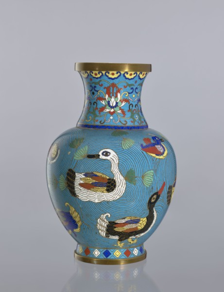Vase, Gift; Paderewski, Ignacy Jan 1860–1941. Chinese art; Qing 1644–1911. Cloisonné enamel