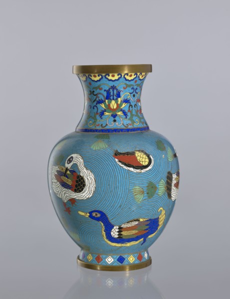 Vase, Cloisonné enamel decorative vessel from China, Qing dynasty 1644–1911, 19th century. Vase on