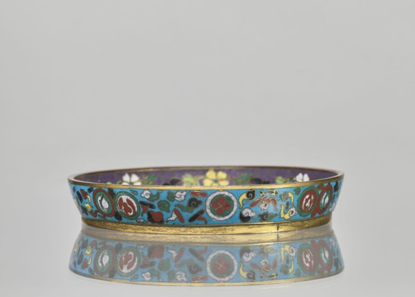 Plate., Chinese; Qing dynasty 1644–1911. Cloisonné enamel huaniao style. Decorative vessel with