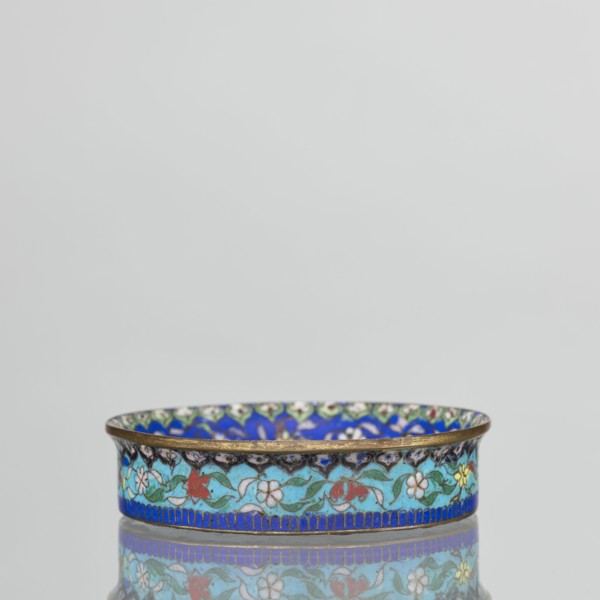 Bowl, 19th century, China. Cloisonné enamel decorative vessel, height 2.3 cm, diameter 9.4 cm.
