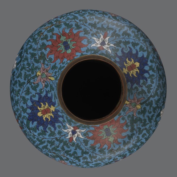 Vase, Chinese, Qing dynasty 1644–1911, 2nd half of the 18th century. Cloisonné enamel vessel with a