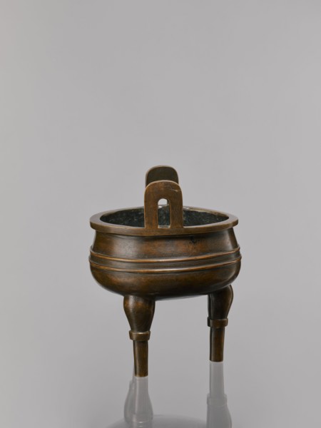 Ding-type incense burner on a stand, Bronze ceremonial ritual vessel, Qing dynasty 1644–1911, 19th