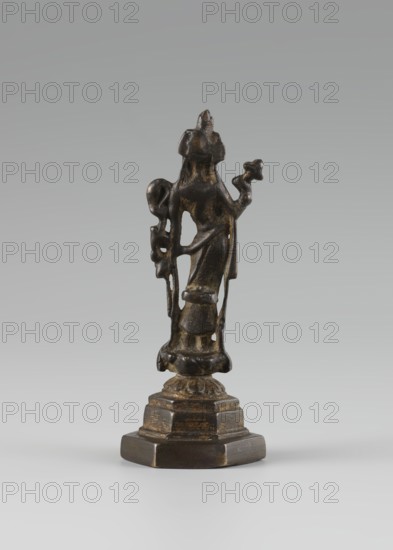 Bodhisattva, 10th century, Goryeo 918–1392, Korea, Chinese and Asian cultural influences, Chinese