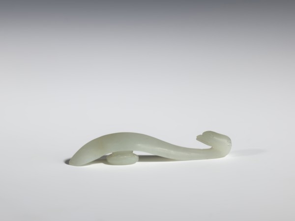 Belt clasp, Chinese, Chinese art; birds; Qing dynasty 1644–1911; 17th–18th century; milky-white