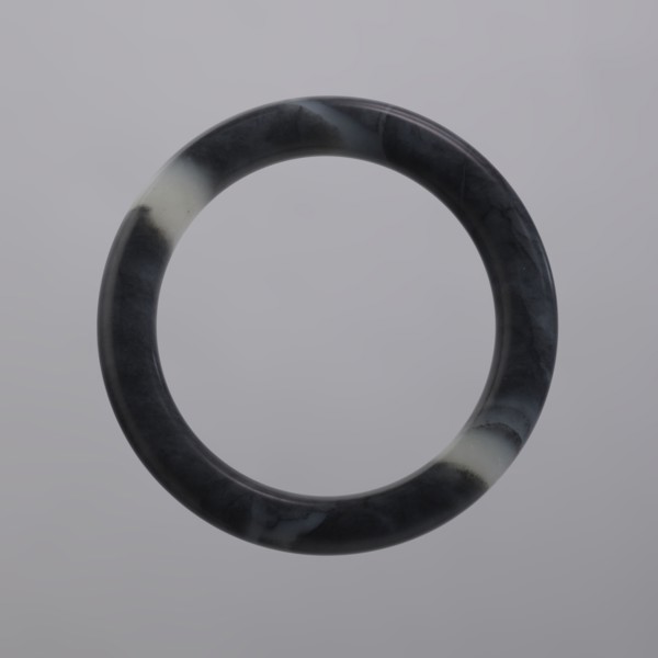 Bracelet, Chinese culture, Chinese art, Qing 1644–1911, women's jewelry, gray jade, dark colored,