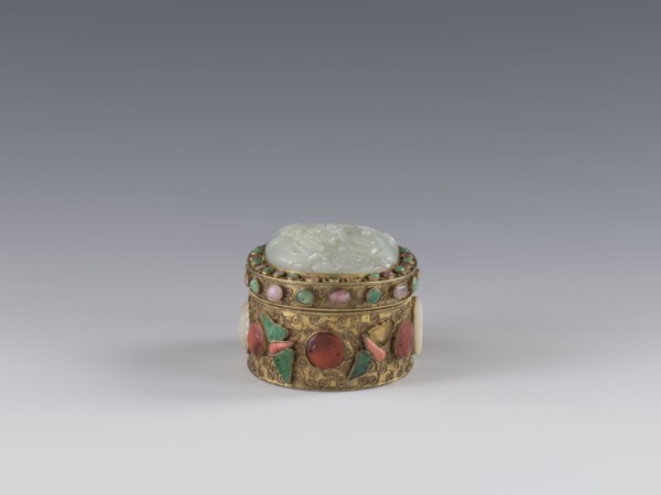 Box with lid;, Chinese, Qing dynasty 1644–1911, late 19th century. The lid is inlaid with a jadeite