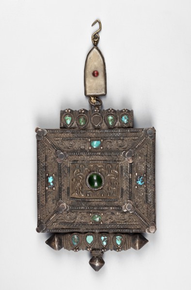 Ga'u box, gift, Himalayan Tibetan Buddhist amulet/ceremonial container, 19th/20th century, Tibet;