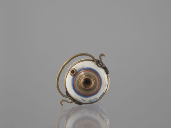 Water pipe, lotuses, ducks, smoking accessories, Southeast Asia culture, ceramics, blue and white