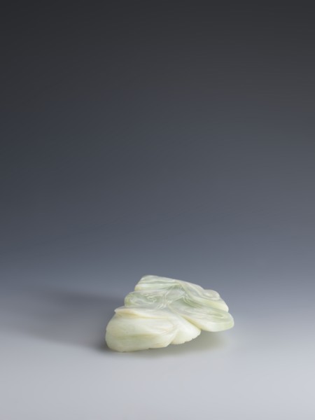 Small screen on a base, Chinese, Qing dynasty 1644–1911. Pale green jadeite small screen with oval