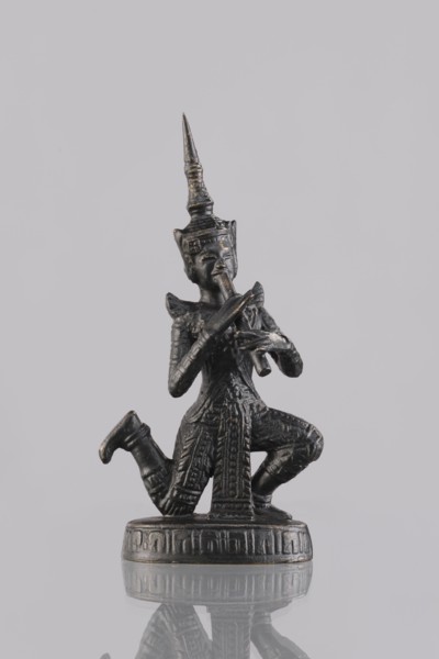 Musician figurine, Southeast Asian art, musicians, Southeast Asia culture, 1st half of the 20th