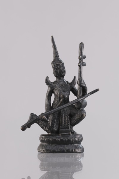 Musician figurine, Southeast Asian art, musicians, Southeast Asia culture, 1st half of the 20th