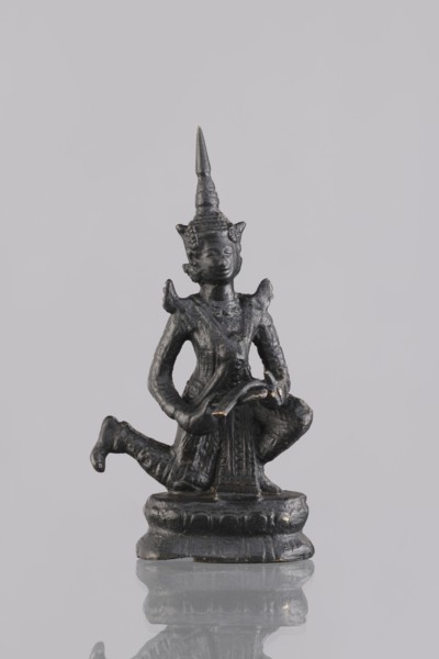 Musician figurine, Southeast Asia culture, Southeast Asian art, musicians, 1st half of the 20th