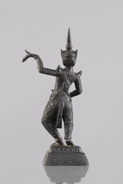 Dancer figurine, Southeast Asian art, musicians, Southeast Asia culture, 1st half of the 20th