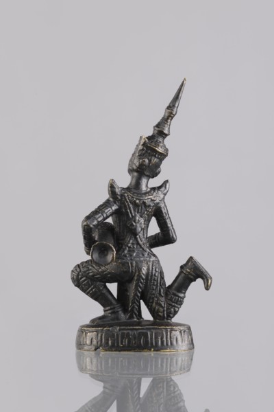 Musician figurine, Southeast Asian art, musicians, Southeast Asia culture, 1st half of the 20th