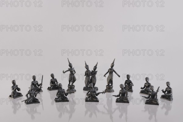 Set of fourteen figurines of musicians, Southeast Asia, art of Southeast Asia, music, dance,