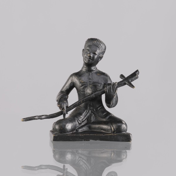 Musician figurine, art of Southeast Asia, Southeast Asia culture, musicians, 1st half of the 20th
