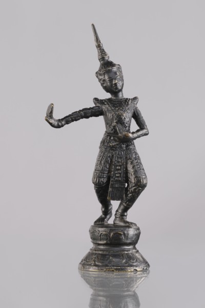 Dancer figurine, dance, Southeast Asian art, Southeast Asia culture, 1st half of the 20th century