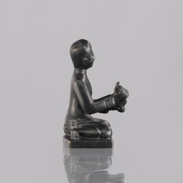 Musician figurine, creator unknown, Southeast Asian art, Southeast Asia culture, musicians,
