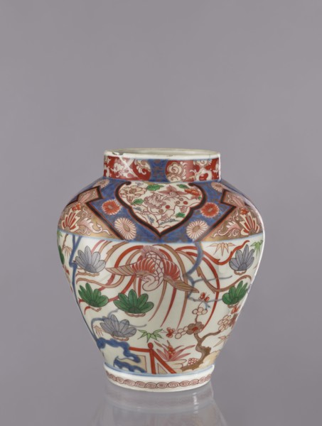 Vase tsubo, Japanese, ca. 1720–1740, Arita, Japan. Colored porcelain Imari, ceramics; height 43 cm.