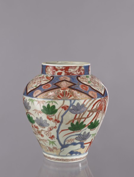Vase tsubo, Japanese, ca. 1720–1740, Arita, Japan. Colored porcelain Imari tsubo decorated with