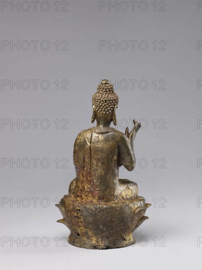 Buddha on a Lotus Throne, Chinese, figurine, Chinese Buddhism, lotus throne iconography, Buddhist