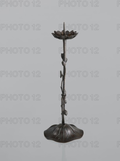 Candlestick shokudai, maker: Takimoto, Iwami; craftsman. Japanese art; Japanese culture. Decorated