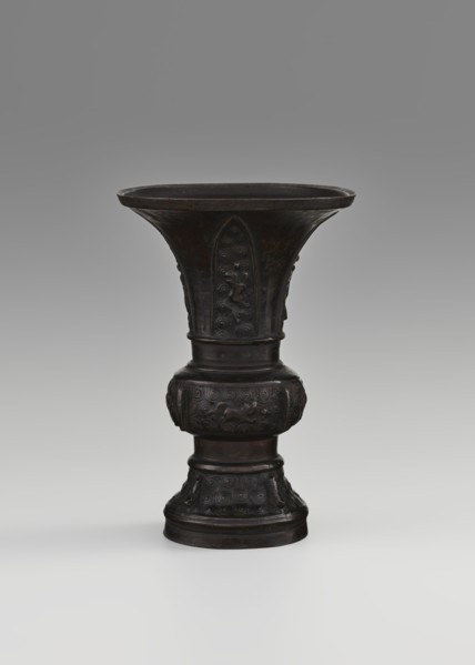 Gu-type vessel gu cup, Chinese, Qing dynasty 1644–1911, 18th century, ritual/ceremonial vessel,
